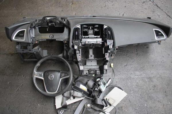AIRBAG OPEL ASTRA J (TABLEAU DE BORD + VOLANT+ AIRBAG CEINTURES + CEINTURES AVANT + BOITIER AIRBAG) - Vue 1
